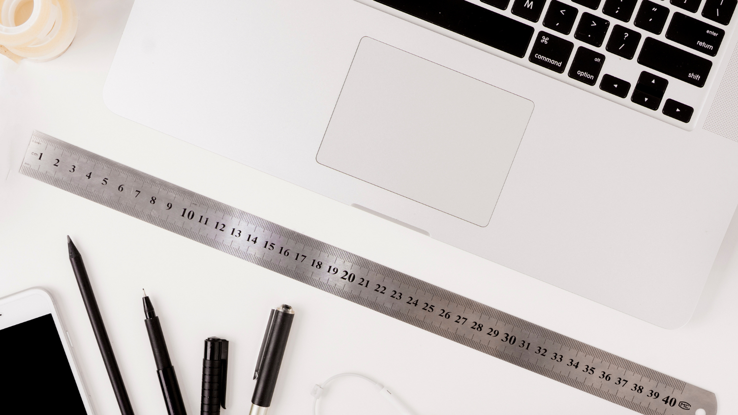 Comprendre les dimensions d’un ordinateur : 15 pouces en cm