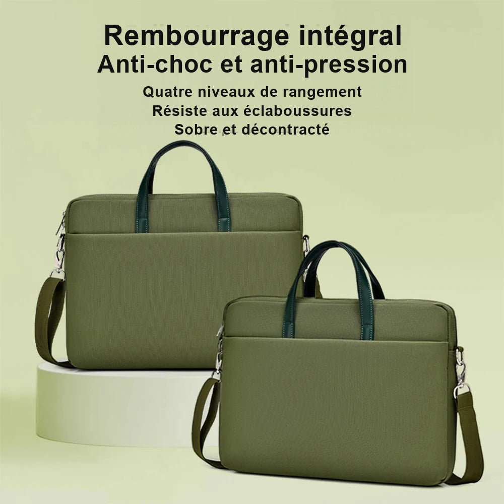 Deux sacoches pour ordinateur portable en toile vert olive, de deux tailles, vues de face avec leurs poignées et leur bandoulière.